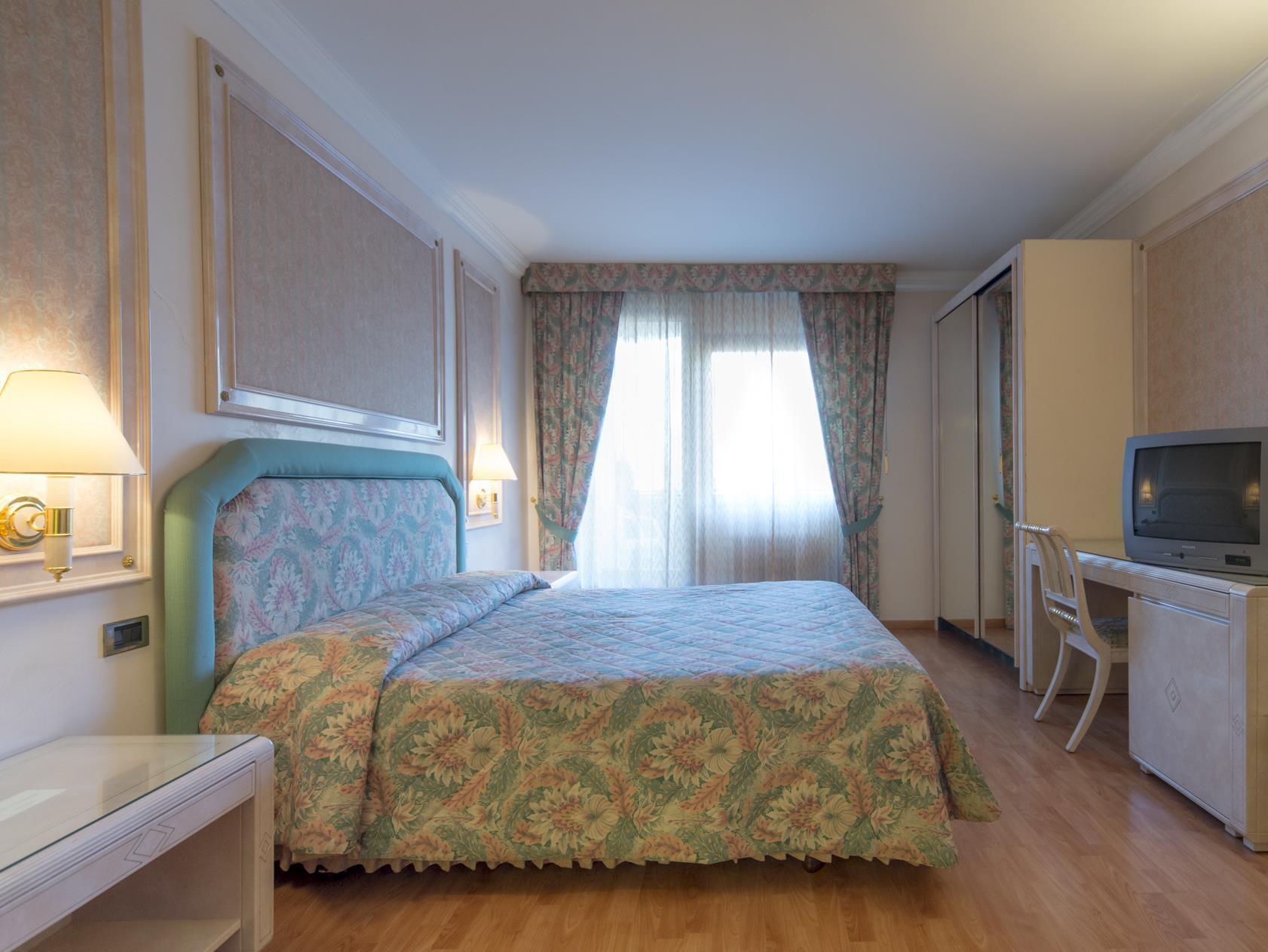 Comano Cattoni Holiday Ponte delle Arche Ngoại thất bức ảnh