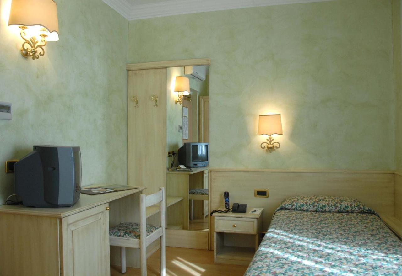 Comano Cattoni Holiday Ponte delle Arche Ngoại thất bức ảnh